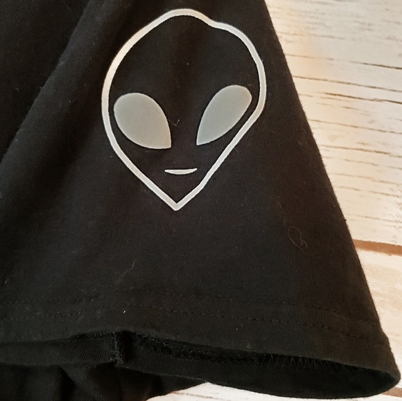 CCO! Hype Means Nothing UFO Crop Tee Medium - Picture 3 of 3